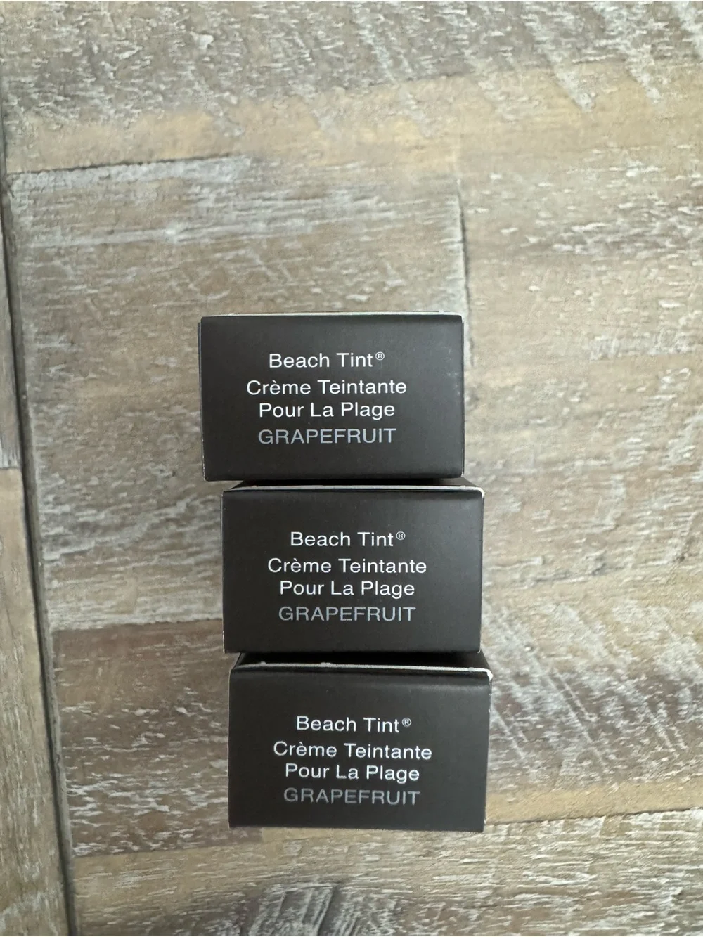 BECCA Beach Tint Grapefruit Cream Tint Trio – Black Packaging